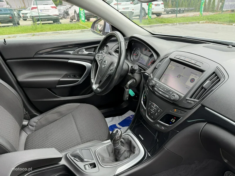 Opel Insignia A 32