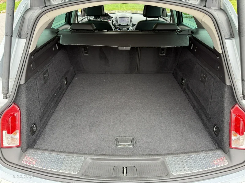 Opel Insignia A 35