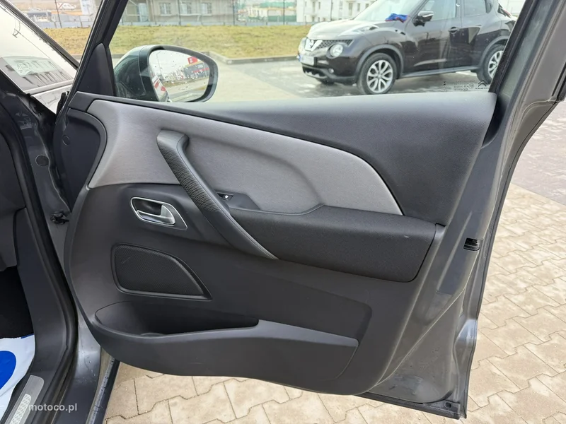 Citroen C4 Picasso 26