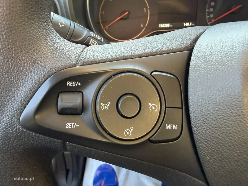Opel Combo Life 19