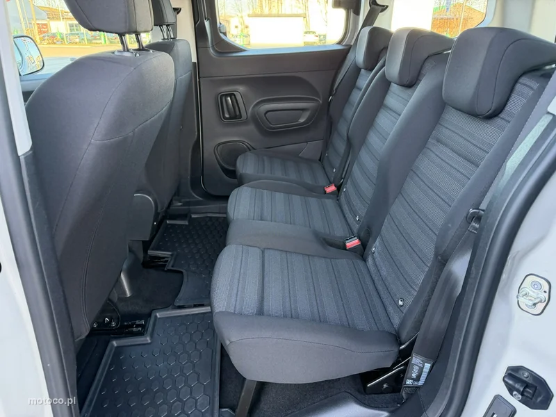 Opel Combo Life 25