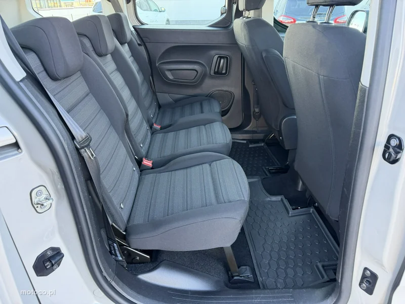 Opel Combo Life 27