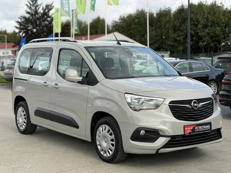 Opel Combo Life 10