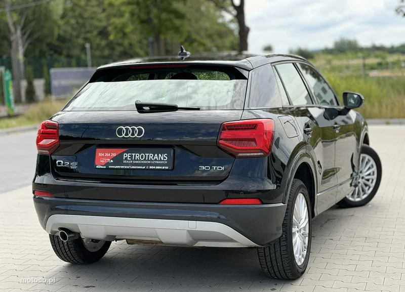 Audi Q2 10