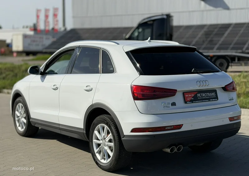 Audi Q3 8U 7