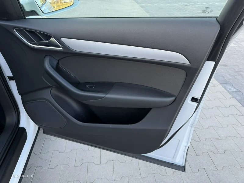 Audi Q3 8U 32