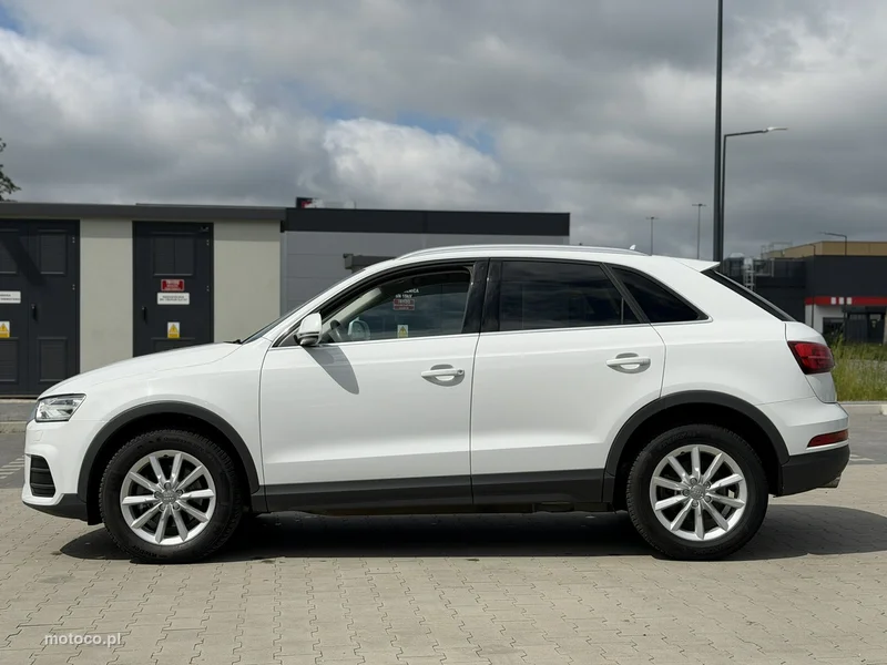 Audi Q3 8U 7