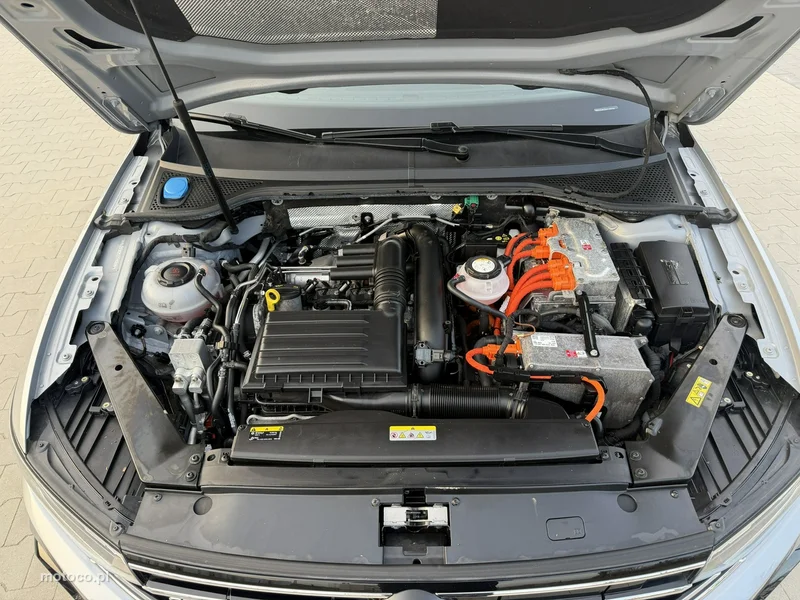 Volkswagen Passat B8 2
