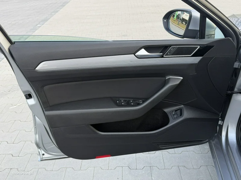 Volkswagen Passat B8 14
