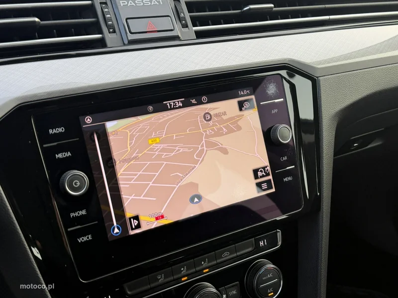 Volkswagen Passat B8 24