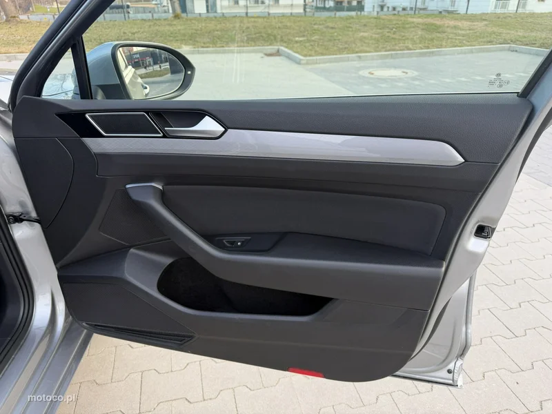 Volkswagen Passat B8 34