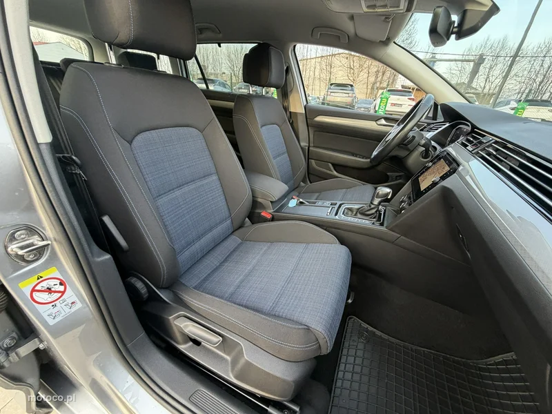Volkswagen Passat B8 36