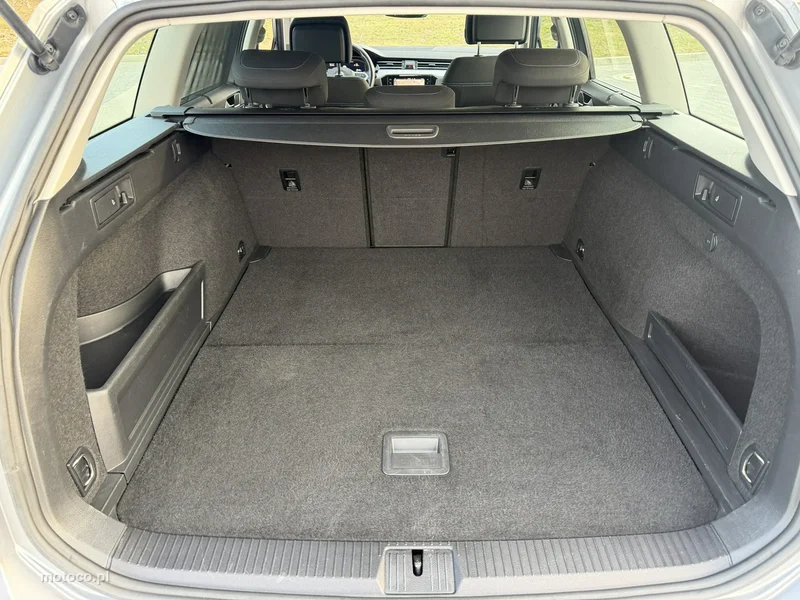Volkswagen Passat B8 38