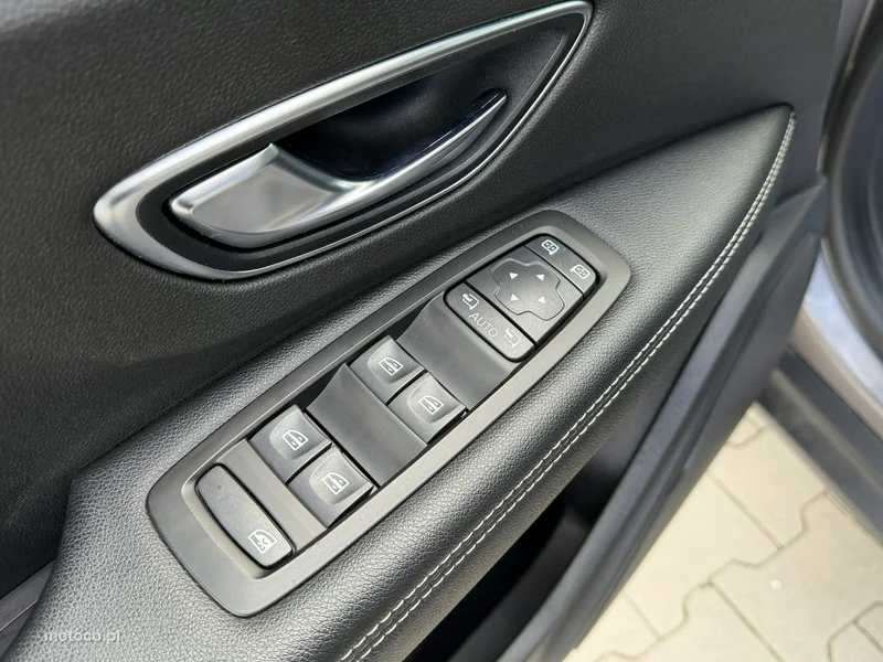 Renault Scenic IV 17