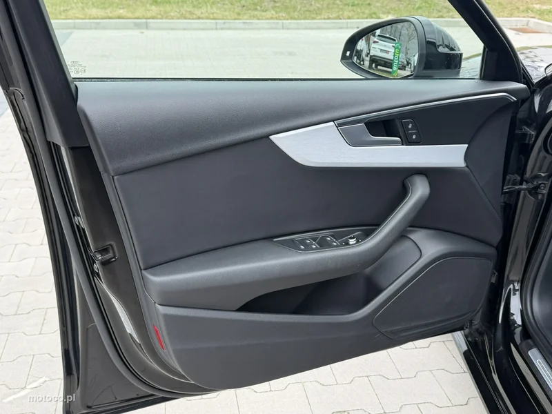 Audi A4 B9 14