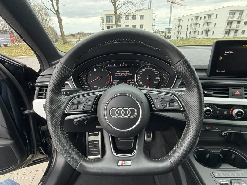 Audi A4 B9 22