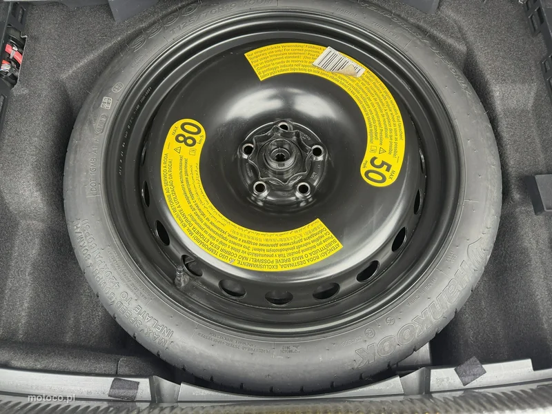Audi A4 B9 37