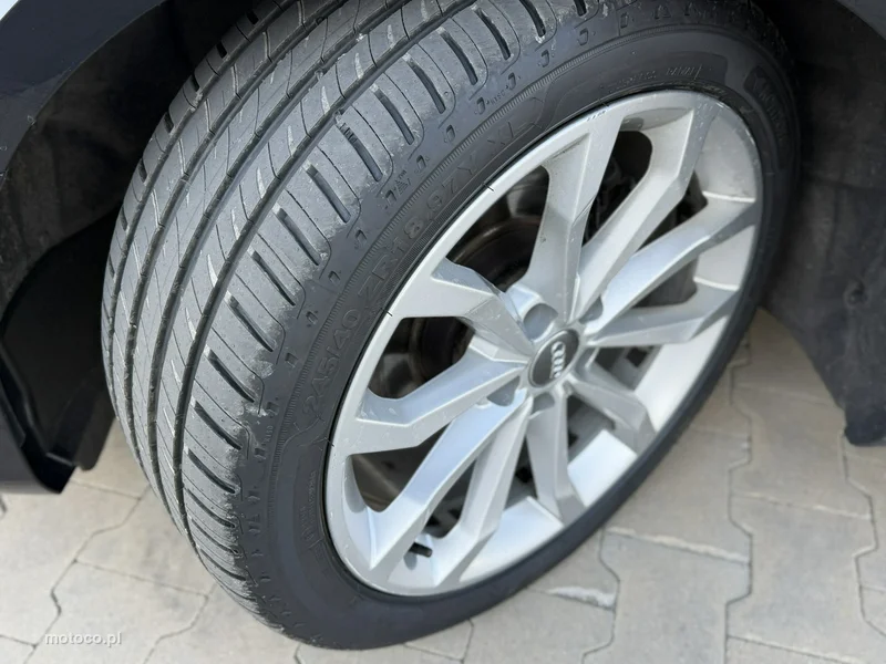Audi A4 B9 38