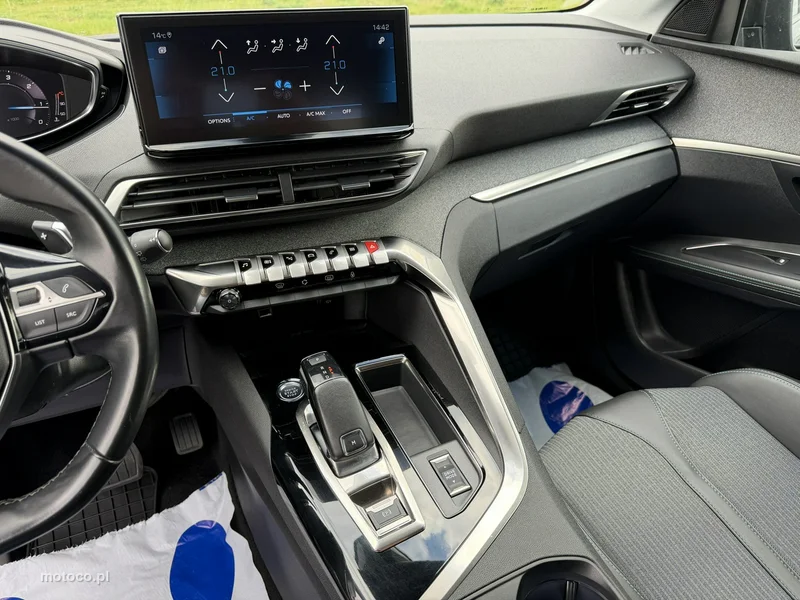 Peugeot 3008 24