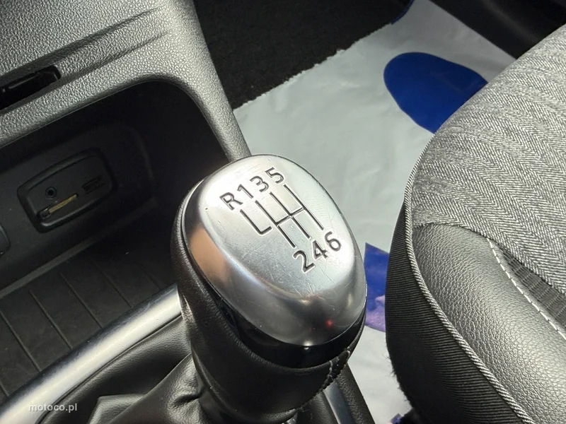 Renault Captur I 27