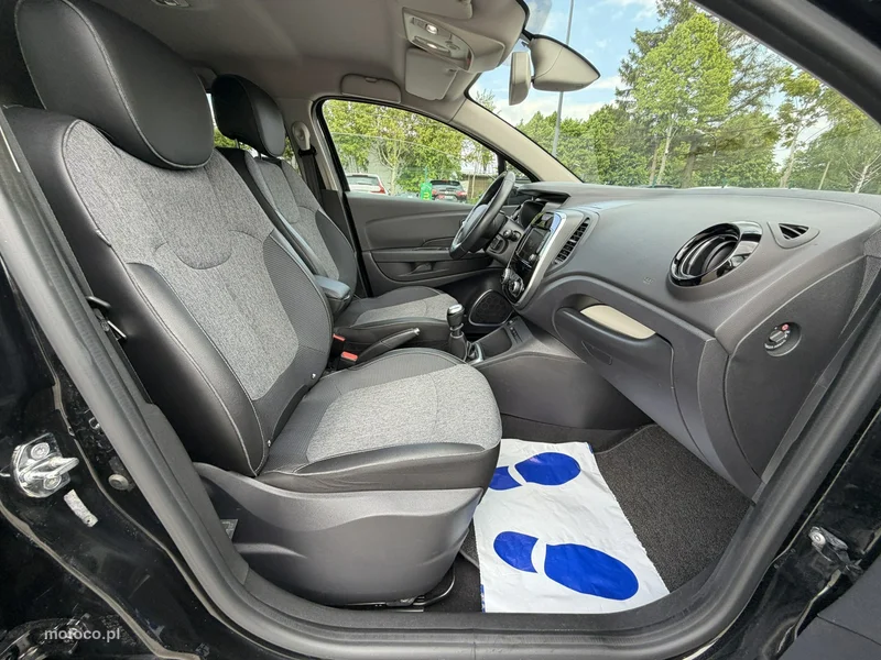 Renault Captur I 36