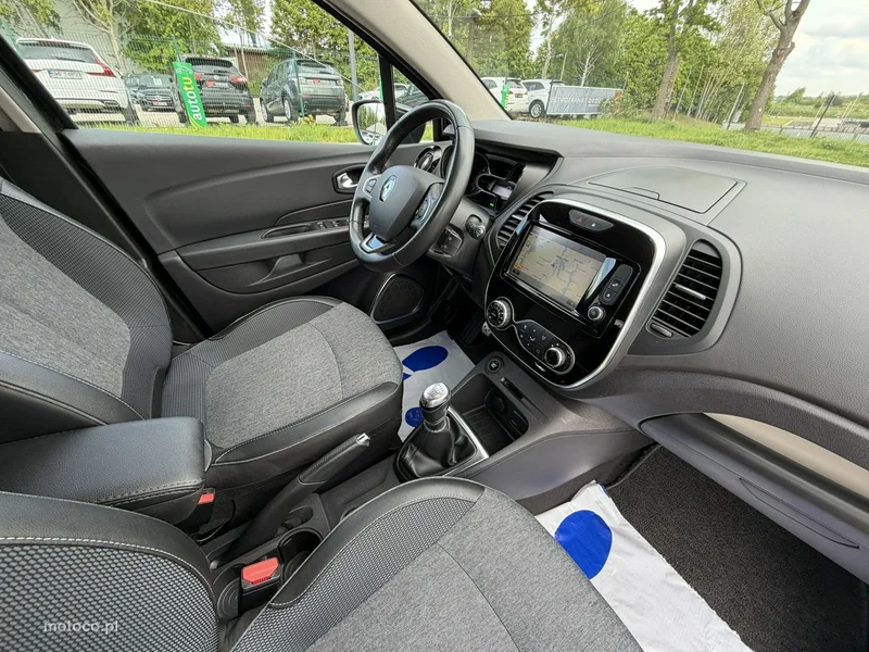 Renault Captur I 38