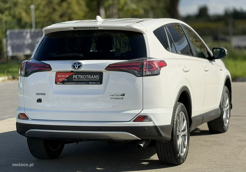 Toyota RAV 4 XA50 11