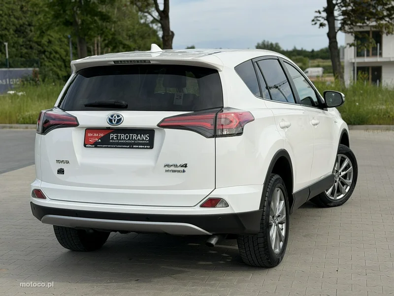 Toyota RAV 4 XA50 11