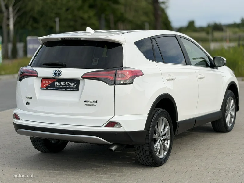 Toyota RAV 4 XA50 12