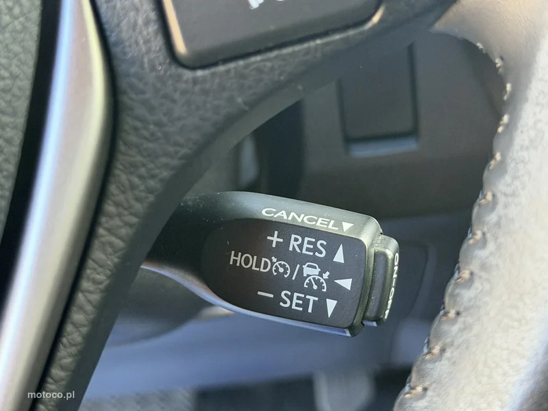 Toyota RAV 4 XA50 24