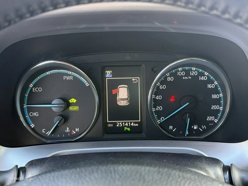Toyota RAV 4 XA50 29