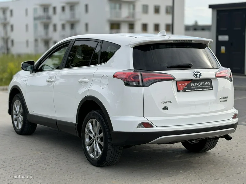 Toyota RAV 4 XA50 9