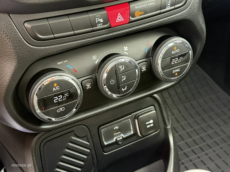 Jeep Renegade 24
