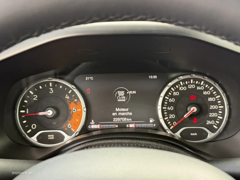 Jeep Renegade 27