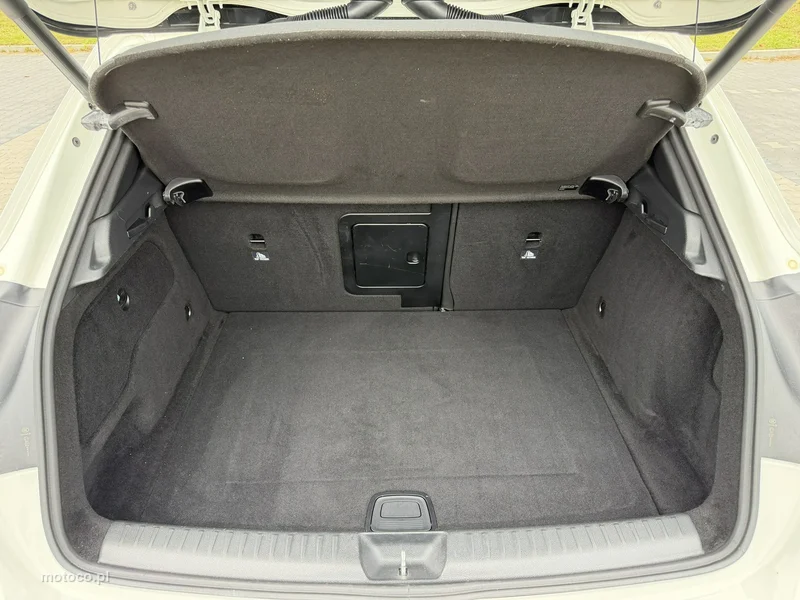 Mercedes-Benz GLA X156 GLA 220 39