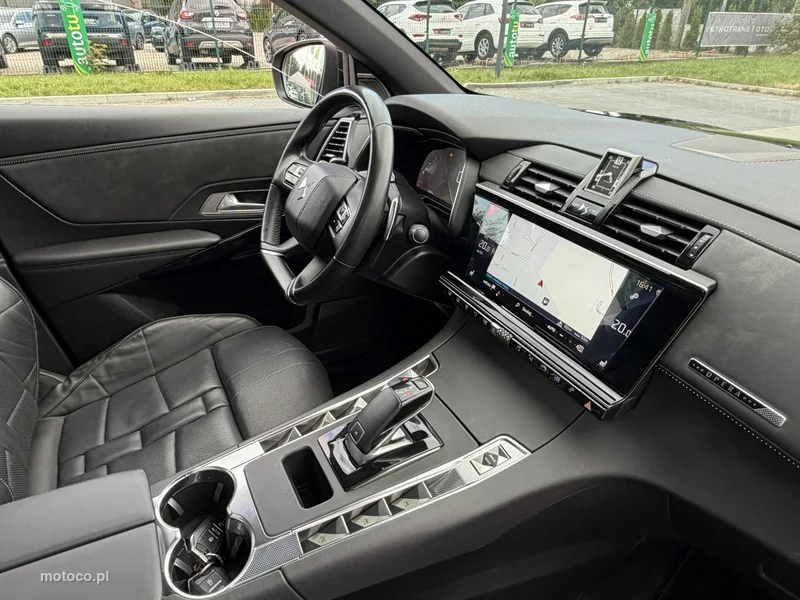 DS Automobiles DS 7 Crossback 35