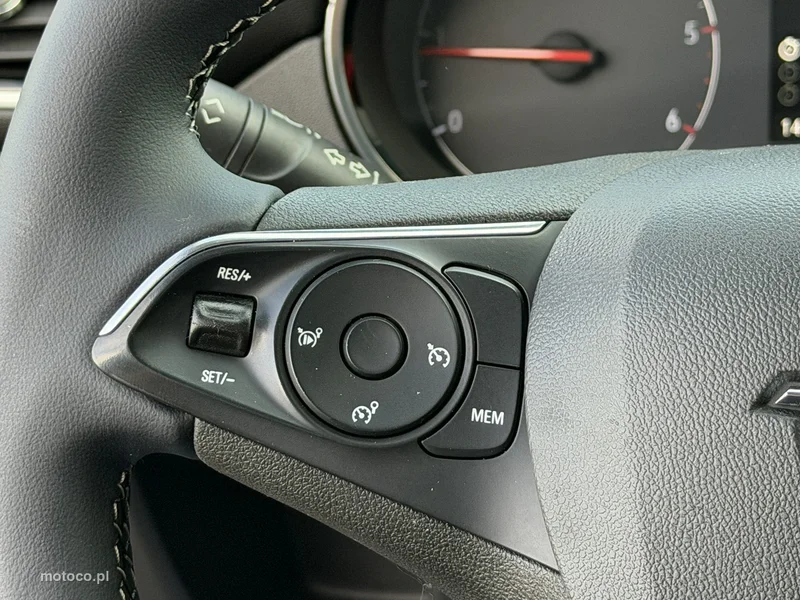 Opel Crossland X 22