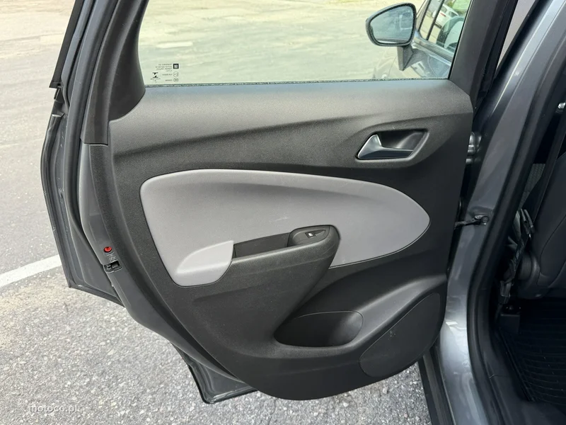 Opel Crossland X 27