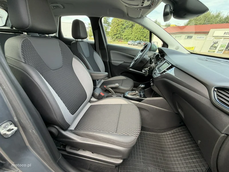 Opel Crossland X 31