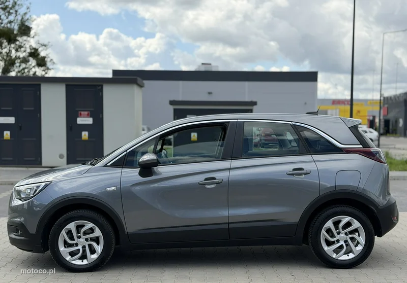 Opel Crossland X 6