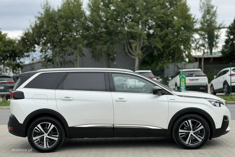 Peugeot 5008 11