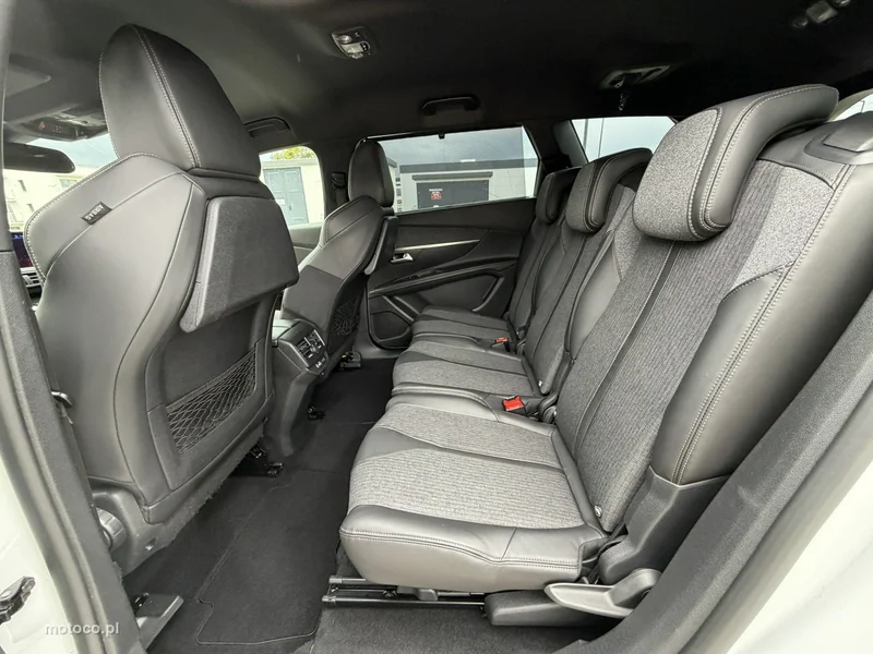 Peugeot 5008 29