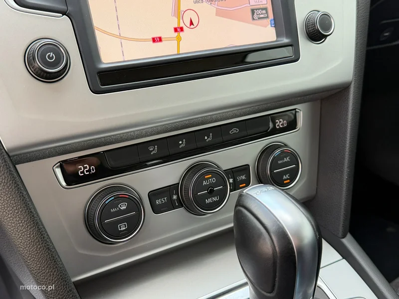 Volkswagen Passat B8 25