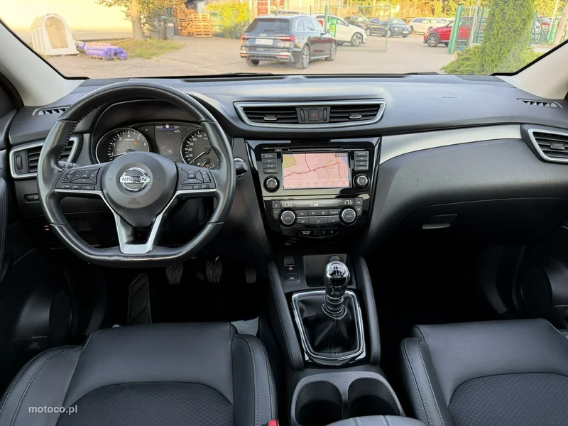 Nissan Qashqai 22