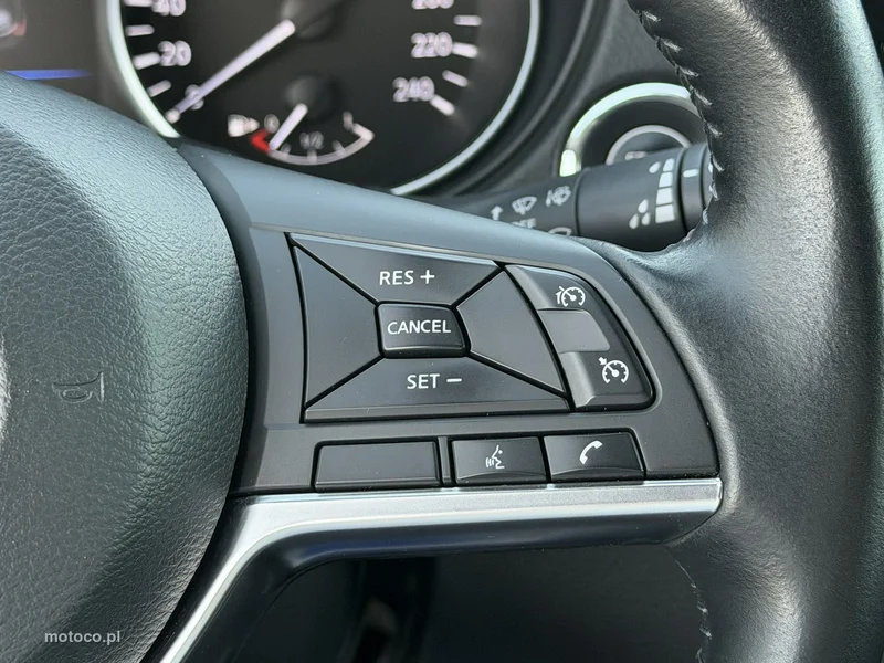 Nissan Qashqai 25
