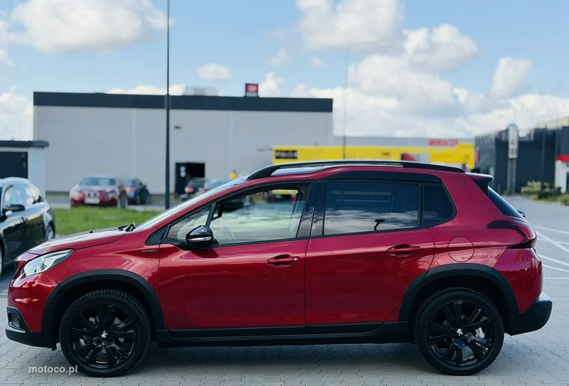 Peugeot 2008 6