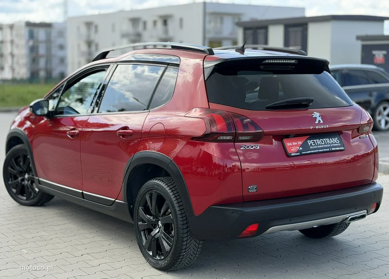 Peugeot 2008 7