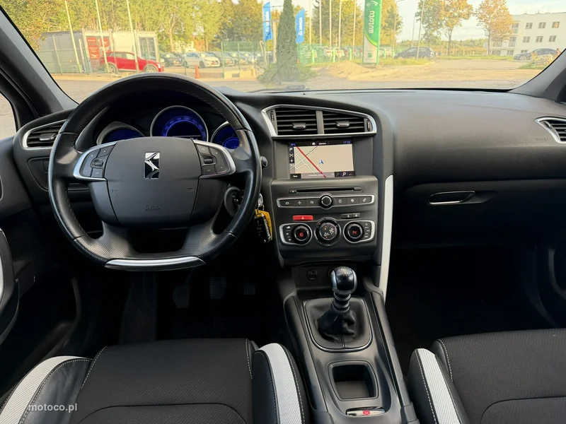 DS Automobiles DS 4 21