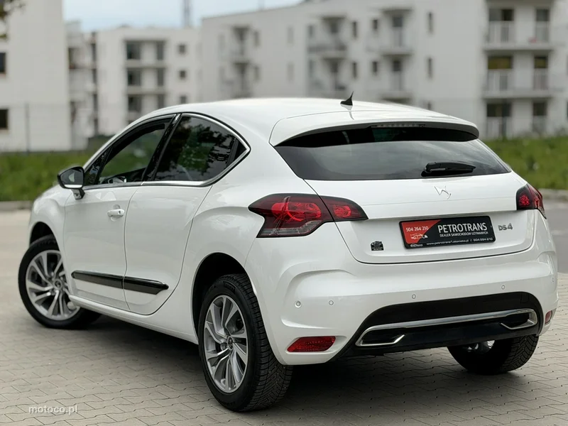 DS Automobiles DS 4 7
