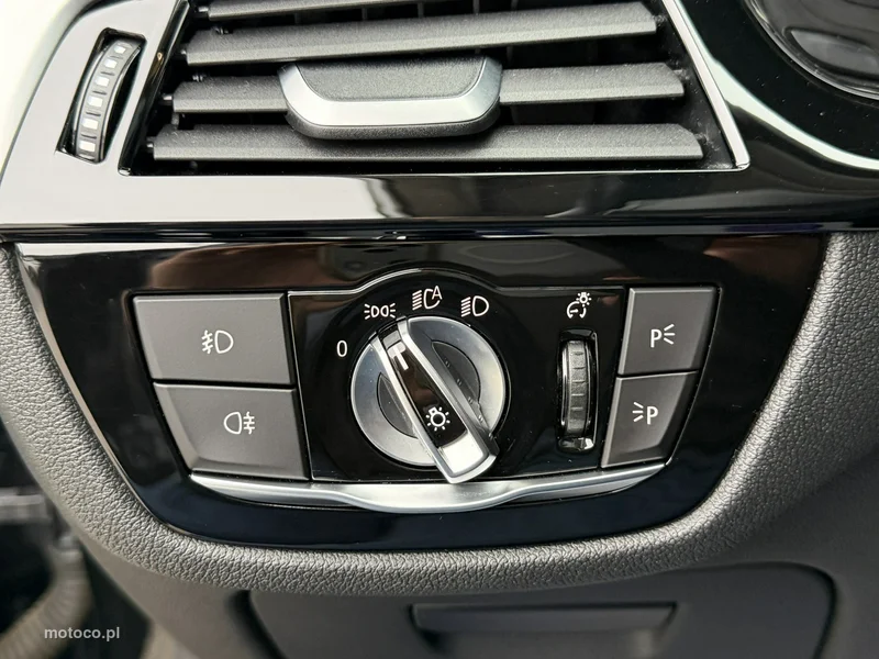 BMW Seria 5 G30 518 17